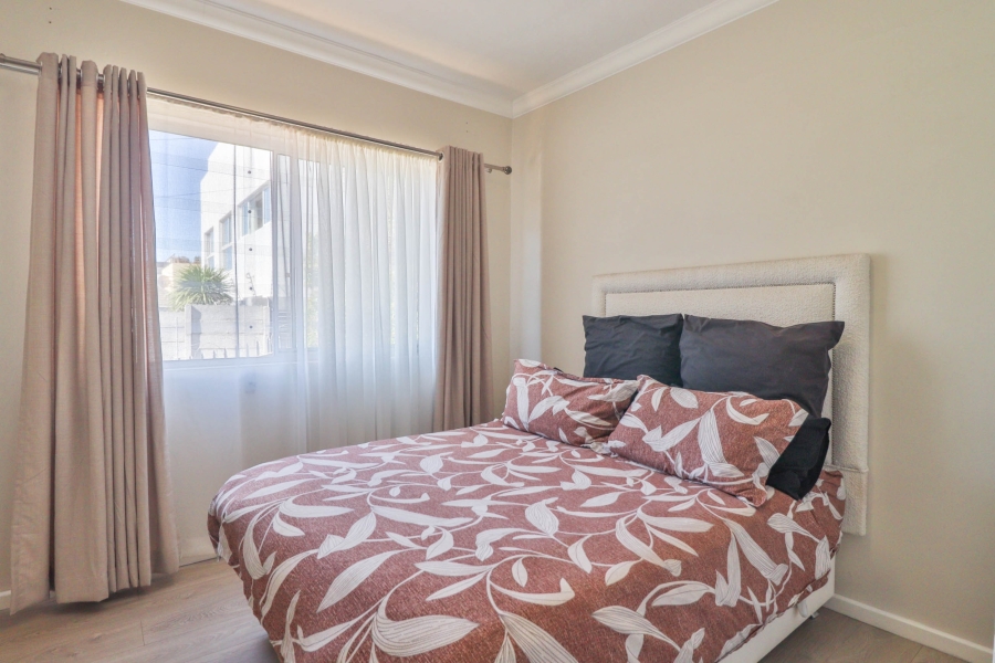 To Let 2 Bedroom Property for Rent in Sea Point Western Cape